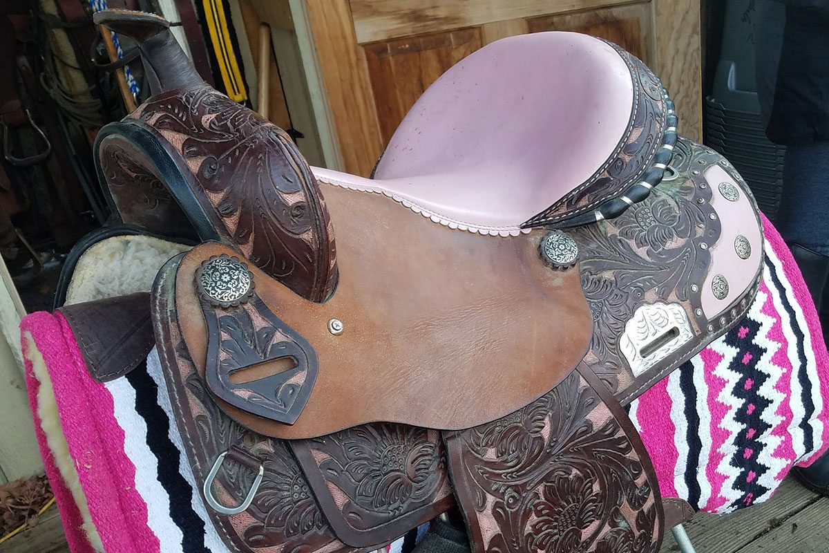 pink western barrel racing saddle