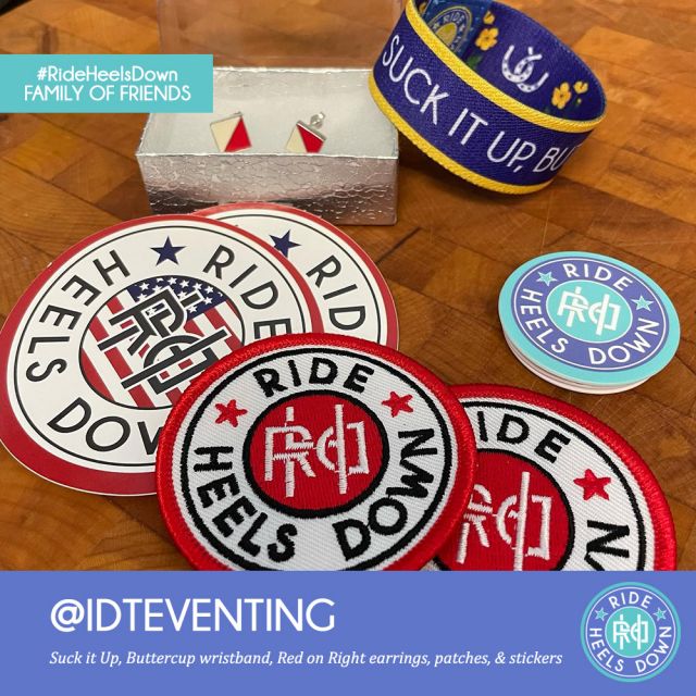 🤩"Red on Right" earrings, wristbands, stickers, patches, and more! What's your favorite #RideHeelsDown accessory?
📸 @IDTeventing 
#horsebackriding #horsesofinstagram #horses #horse #barnlife #riding #eventing #dressage #jumper #horseshow #heelsdown #equitation #xc #crosscountry #haveagreatride #eventer #usea #3phase #3ways3days #ushja #usdf #usef