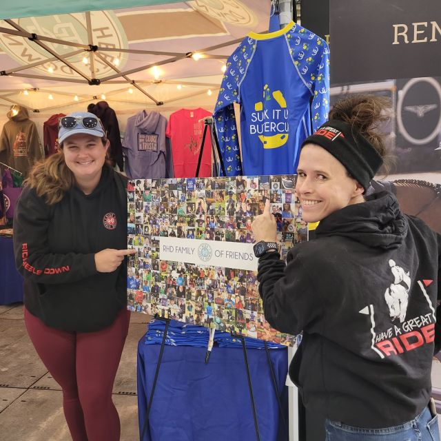 🖊️ Wanna be on this year's "Family of Friends" poster and come sign your square at the KY3DE? Send me a pic of you in your #RideHeelsDown before Monday and we'll make it happen! 🙌
#horsebackriding #horsesofinstagram #horses #horse #barnlife #riding #eventing #dressage #jumper #horseshow #heelsdown #equitation #xc #crosscountry #haveagreatride #eventer #usea #3phase #3ways3days #ushja #usdf #usef #KY3DE #LRK3DE